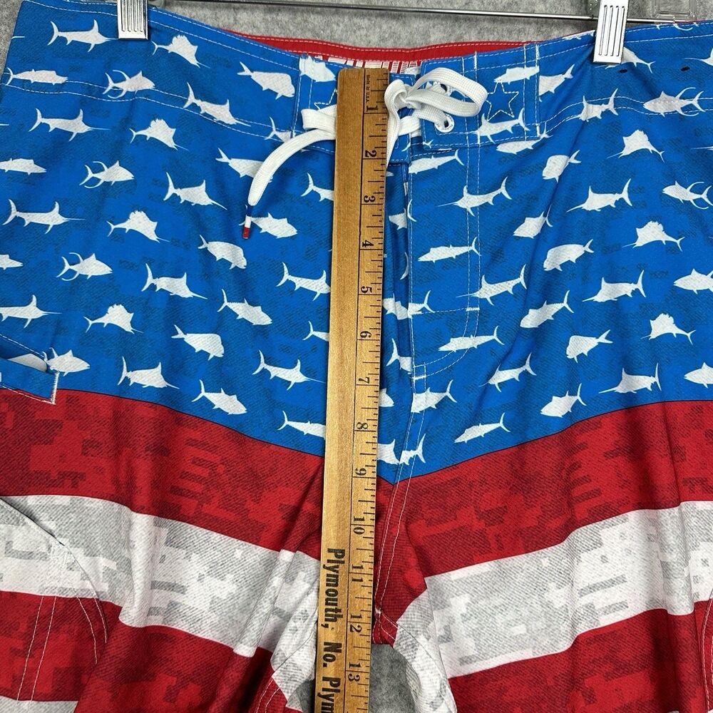 Pelagic Sharkskin Cargo Board Shorts Mens 34 Red White Blue USA Flag Beach 12" - Picture 8 of 12